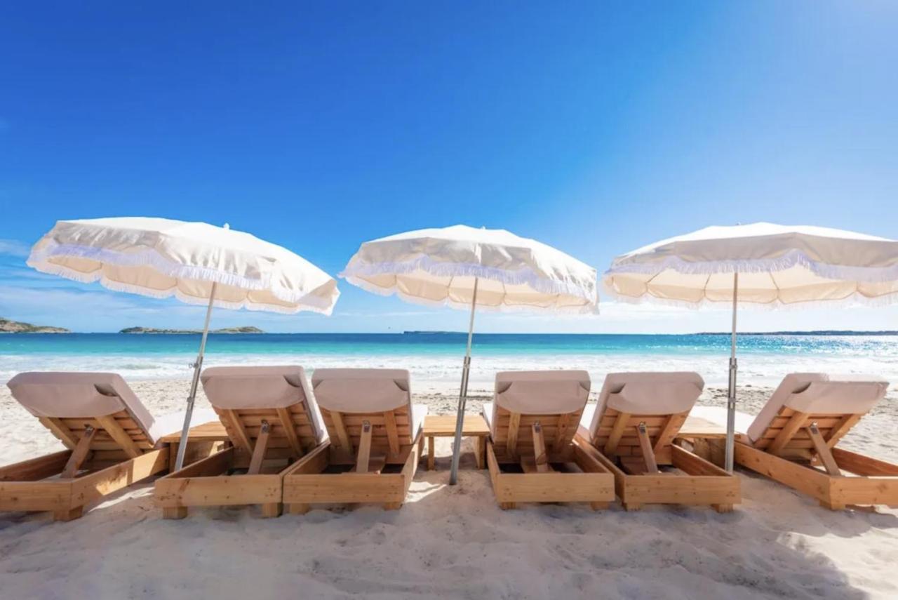 Апартаменти Front Line Unit 520 Ft2 - 48 M2, On Second Floor, Stunning Ocean View Cul de Sac Екстер'єр фото